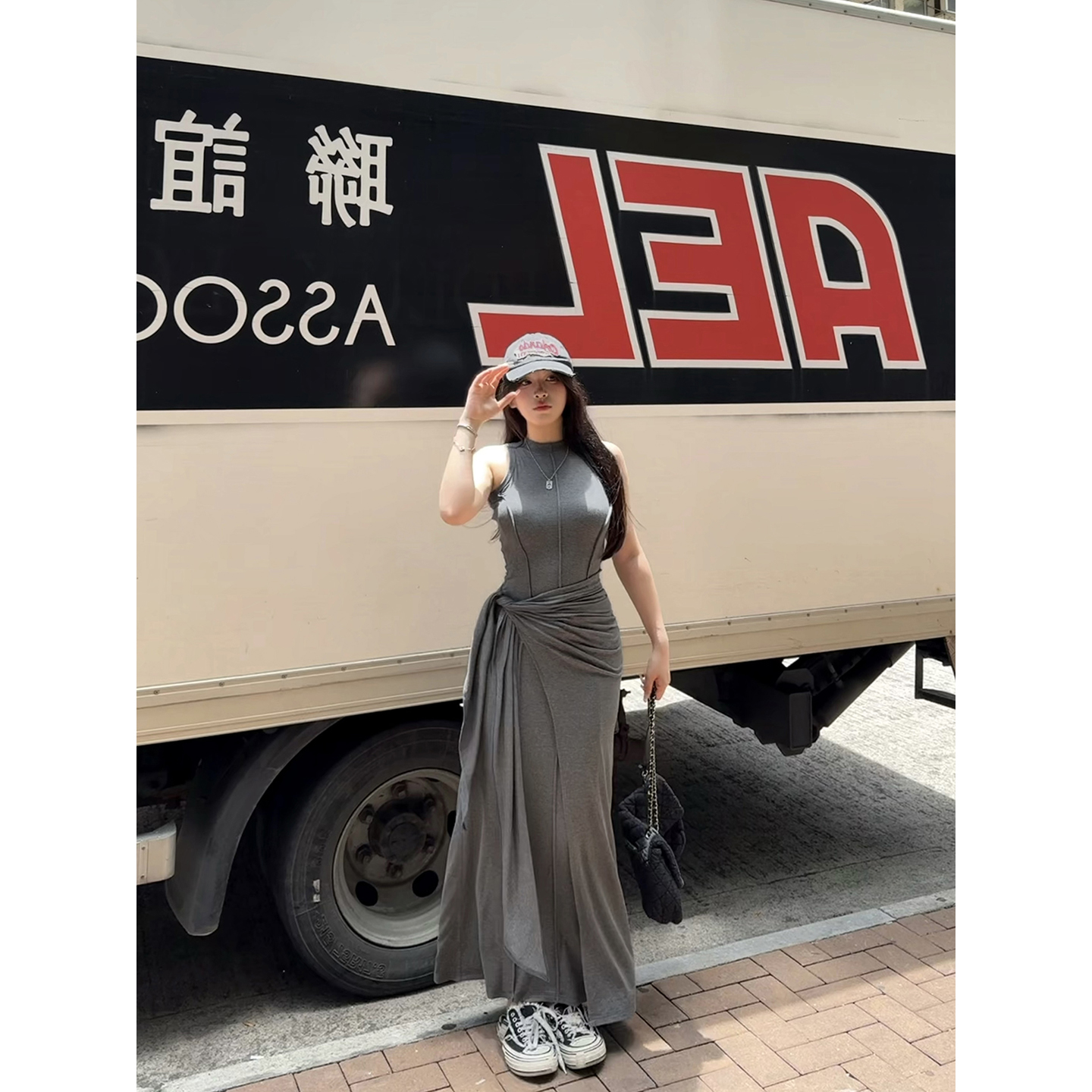 黑泽玄七「修腰王2.0裙系」夏季收腰结构裁三片式割线高弹设计长裙