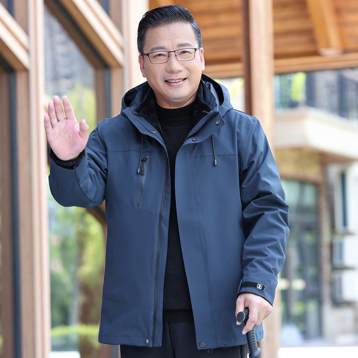 爸爸冲锋衣中老年人男士春秋季夹克外套装2025新款爷爷冬装三合一