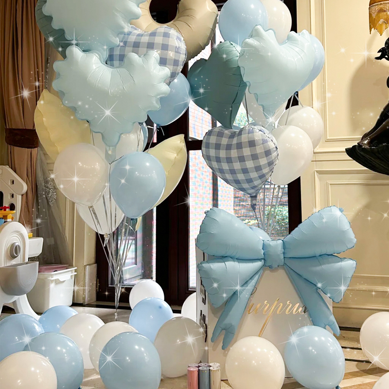 蓝色格子女孩生日场景布置装饰品气球派对拍照道具背景墙氛围用品