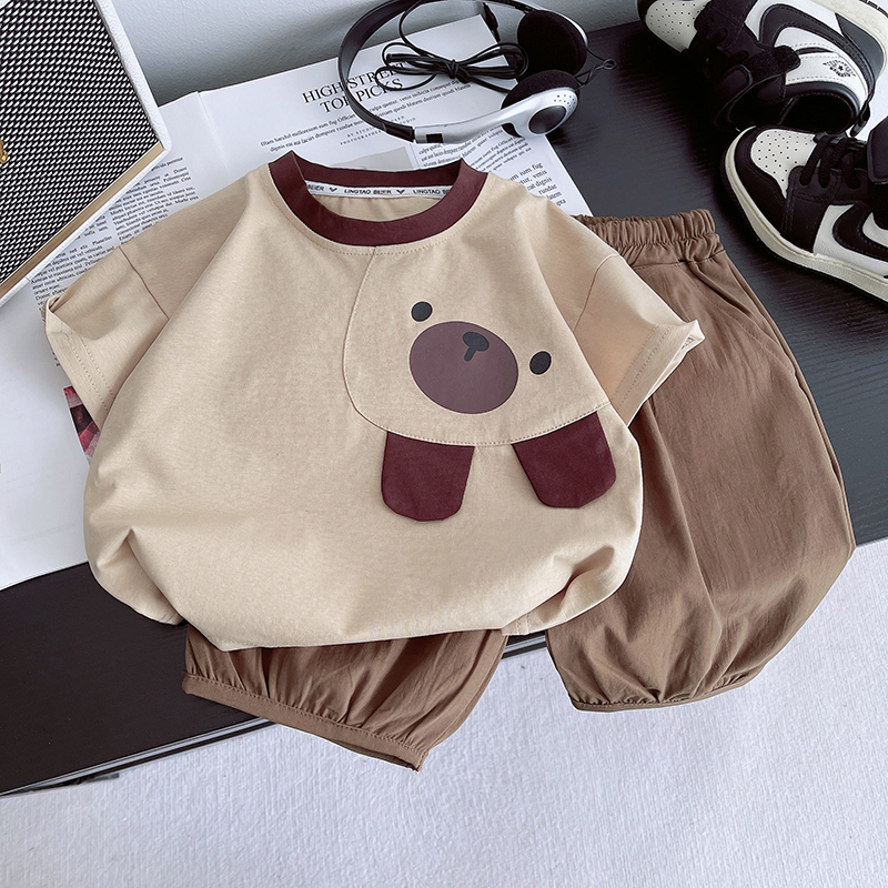 休闲风薄款小熊夏季韩版男套装印花休闲时尚宽松男童套装纯棉婴儿