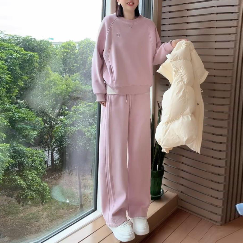 2025秋冬新款宽松慵懒风加绒卫衣阔腿裤时尚套装女士简约通勤女装