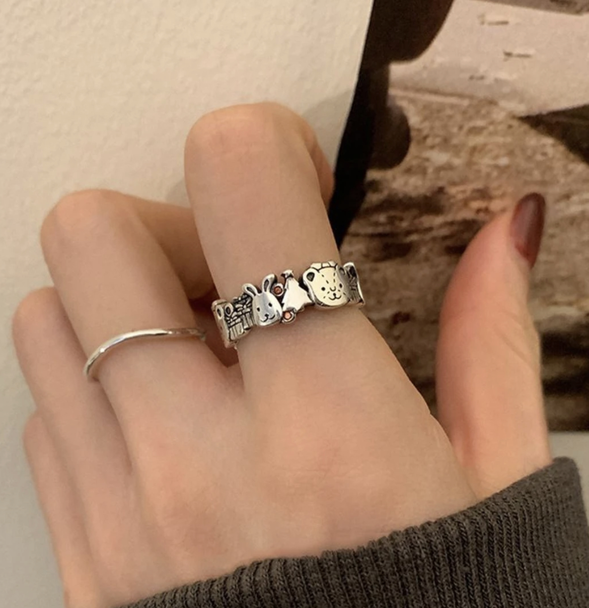 轻奢小众设计小兔子卡通动物戒指女2025新款轻奢小众复古做旧款