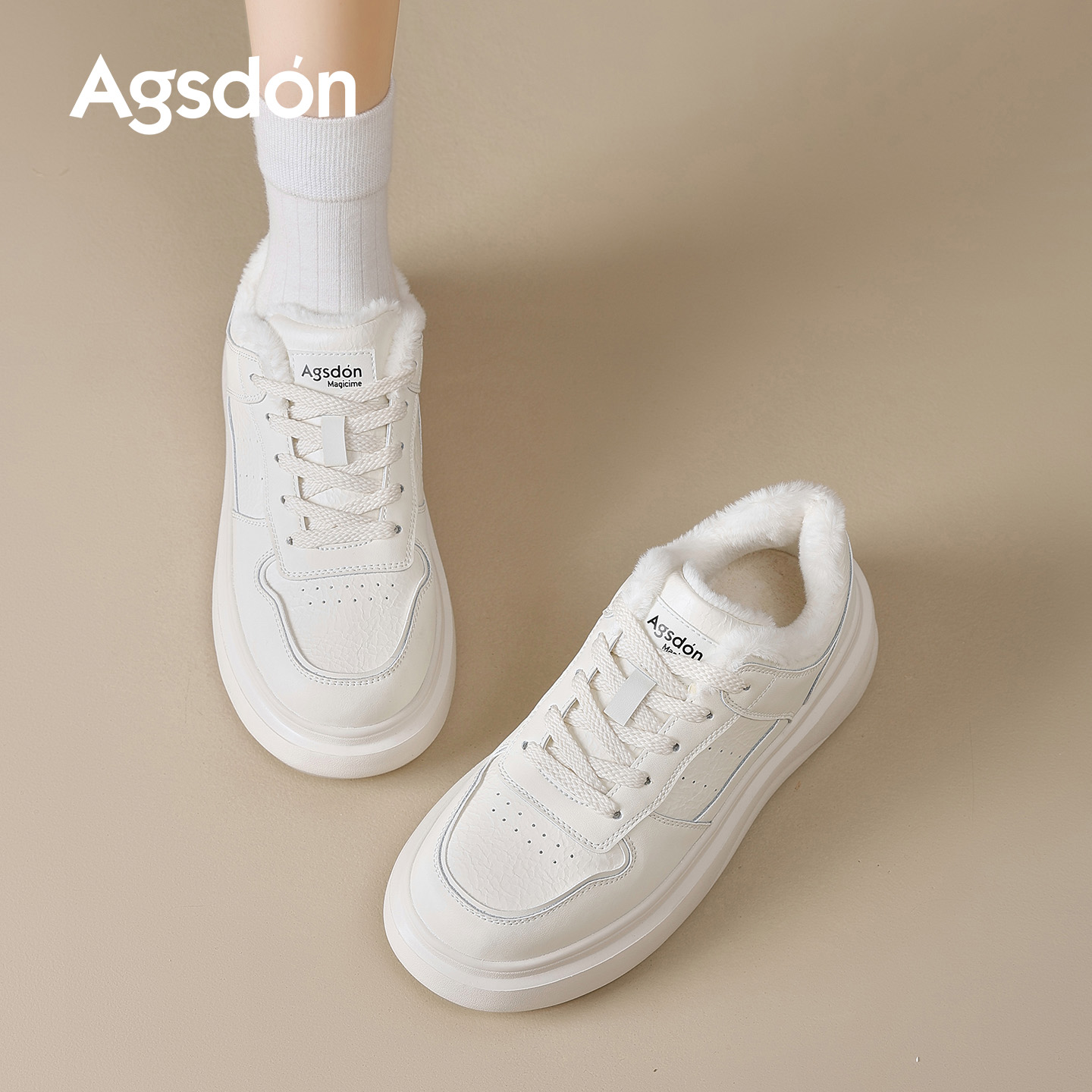 奥古狮登加绒小白鞋女2025新款冬季厚底上班通勤休闲百搭运动鞋xx