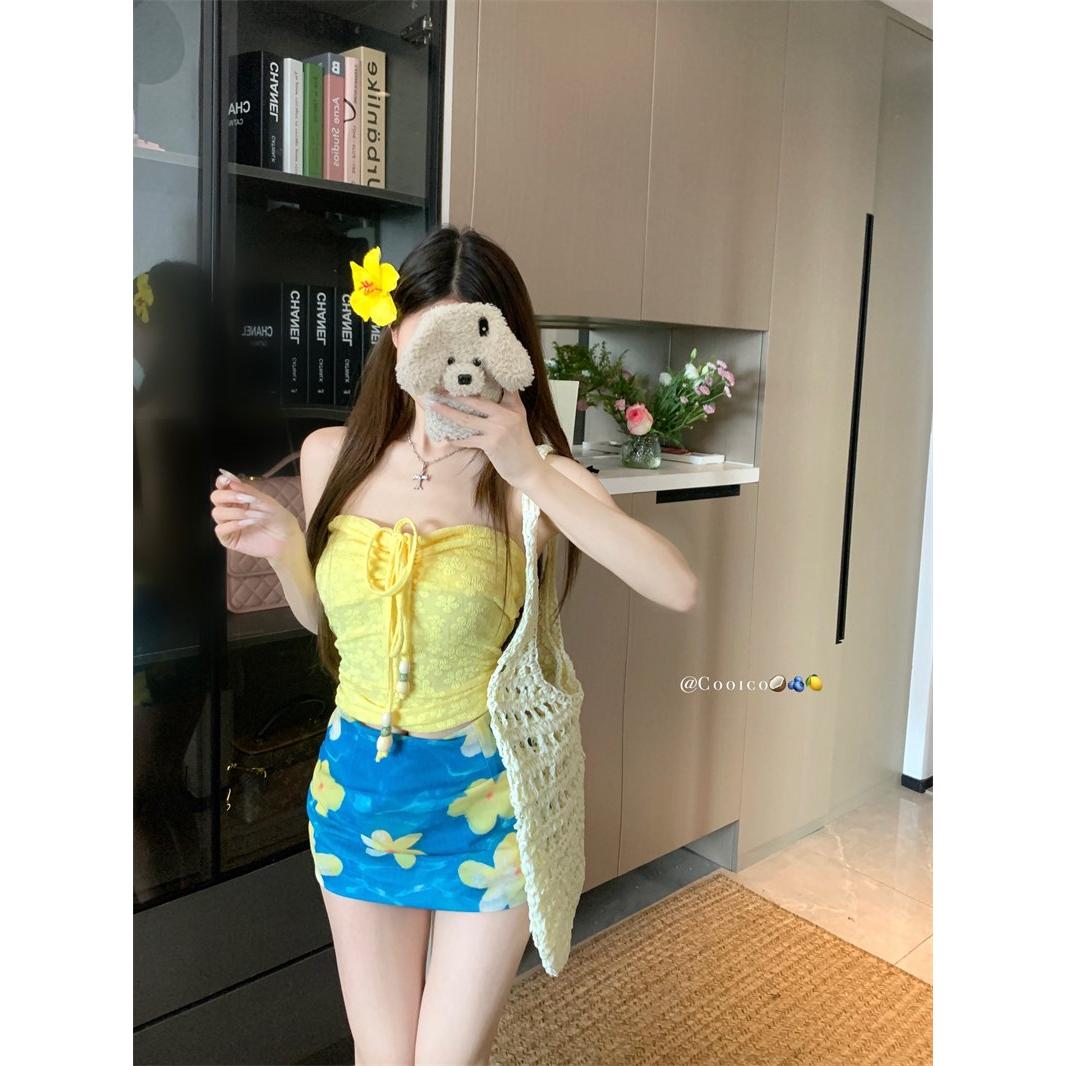 夏日多巴胺黄色碎花辣妹抹胸串珠绑带上衣短裙两件套显瘦短款性感