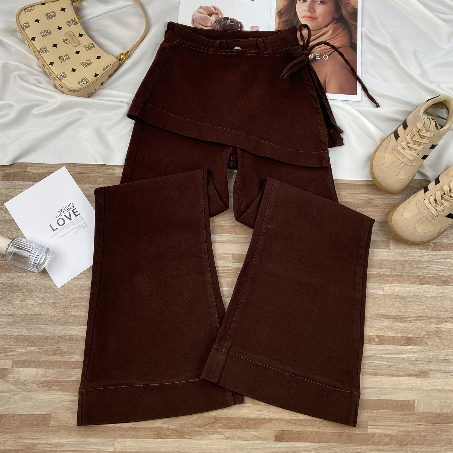 炸街B备长裤~焦糖风微喇牛仔裤女秋季2025新款高腰显瘦修身喇叭裤