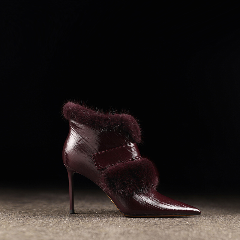 时髦酒红色貂毛短靴真皮加绒保暖女鞋冬季新款气质细跟高跟鞋百搭