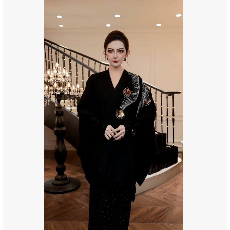 【FUNANI】针织衫显瘦披肩百搭设计感保暖2025黑色女装毛衣X2530390