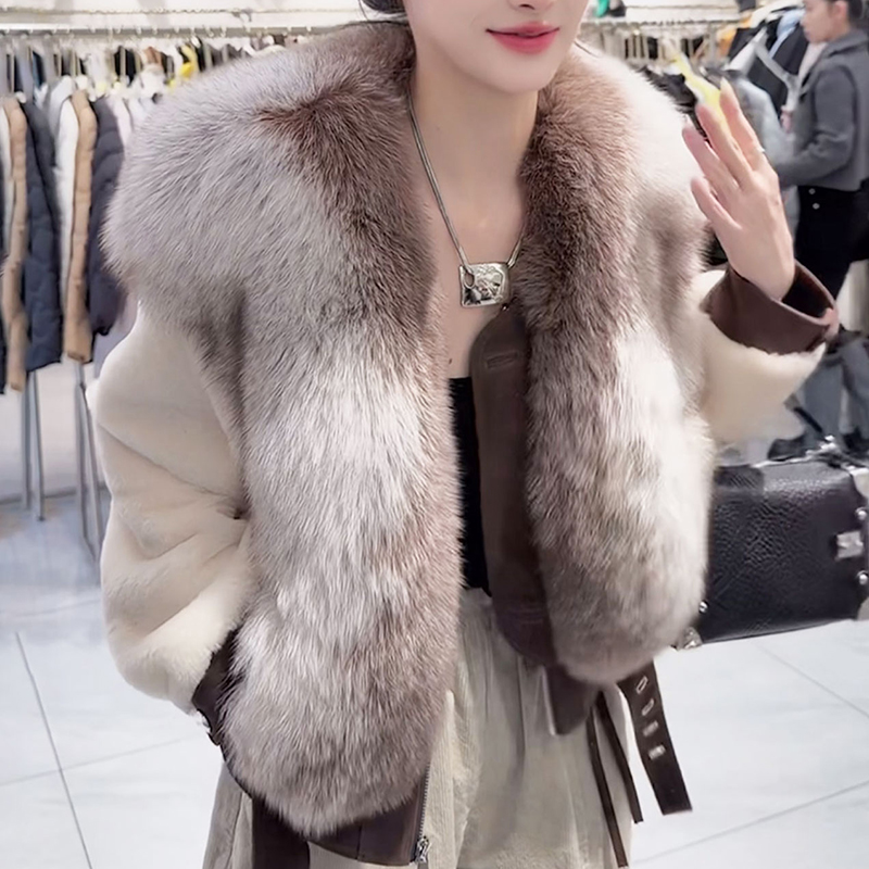 2025新款网红同款真皮皮毛一体狐狸毛领拉链短款减龄高级皮草外套