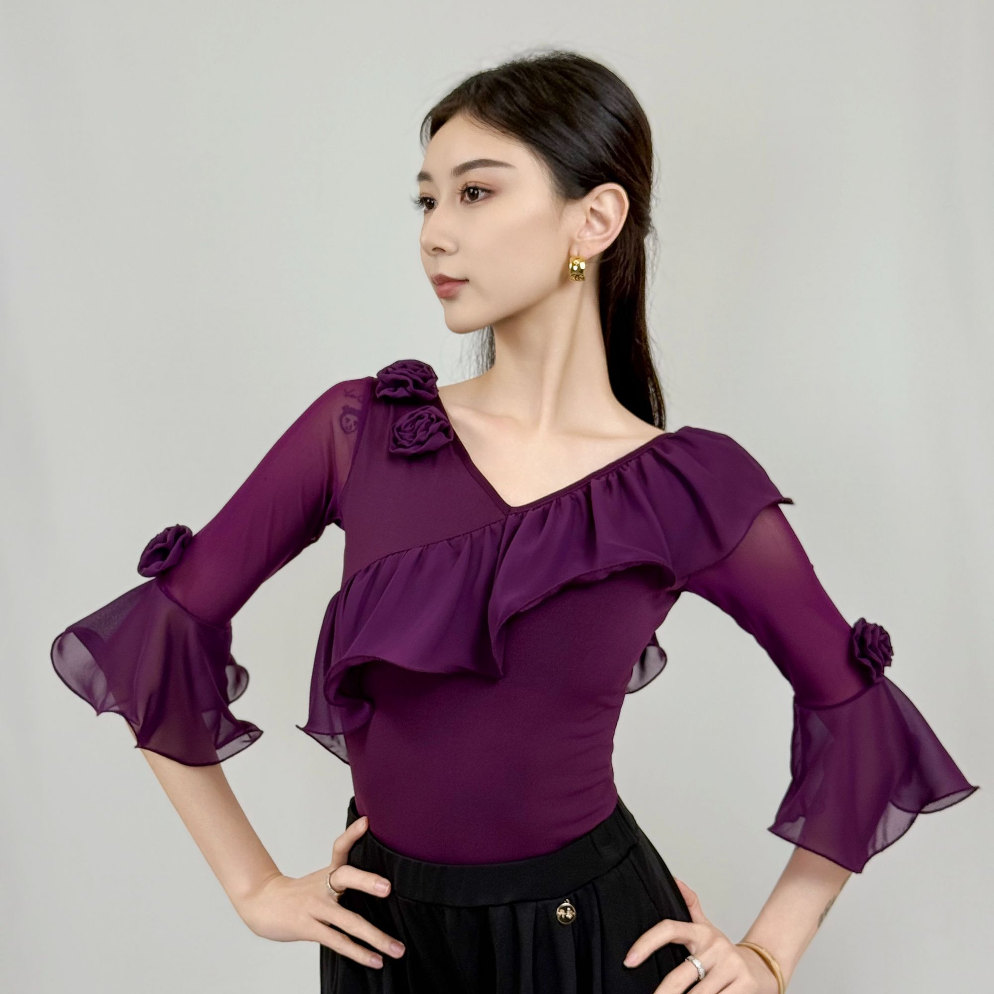 新款女士摩登舞双人舞上衣交谊舞蹈服装国标舞衣吉特巴练功服m66