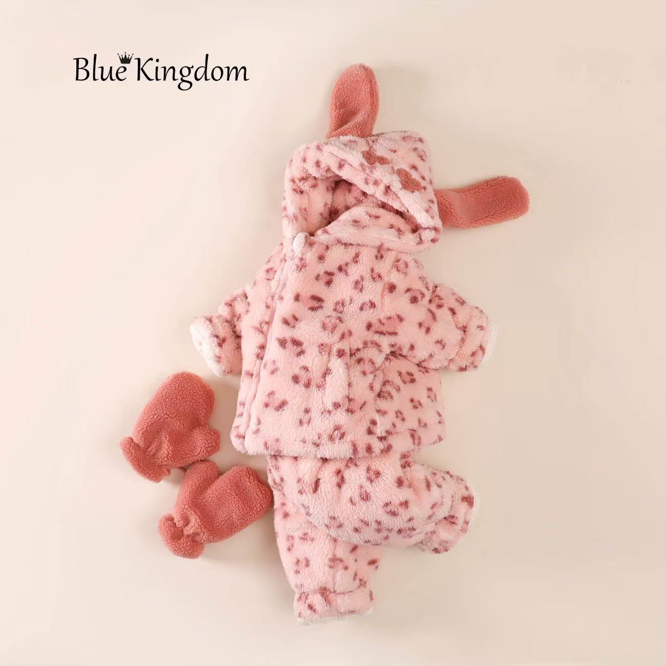 儿童省服新款送手套三层夹棉加绒外穿连帽家居服套装洋气秋冬