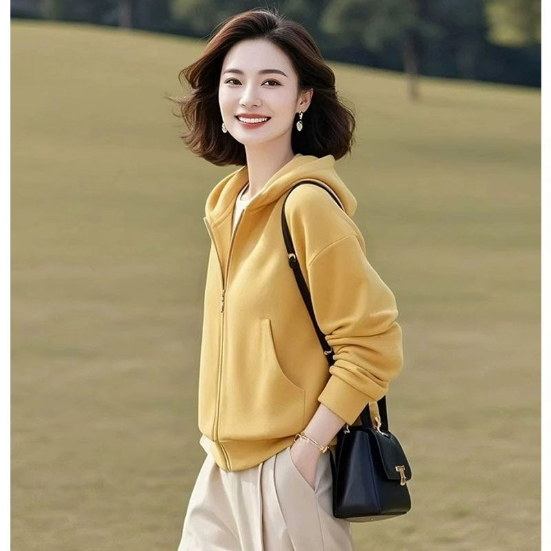 减龄漂亮洋气小个子短款显瘦百搭黄色连帽卫衣外套女2025早春新款
