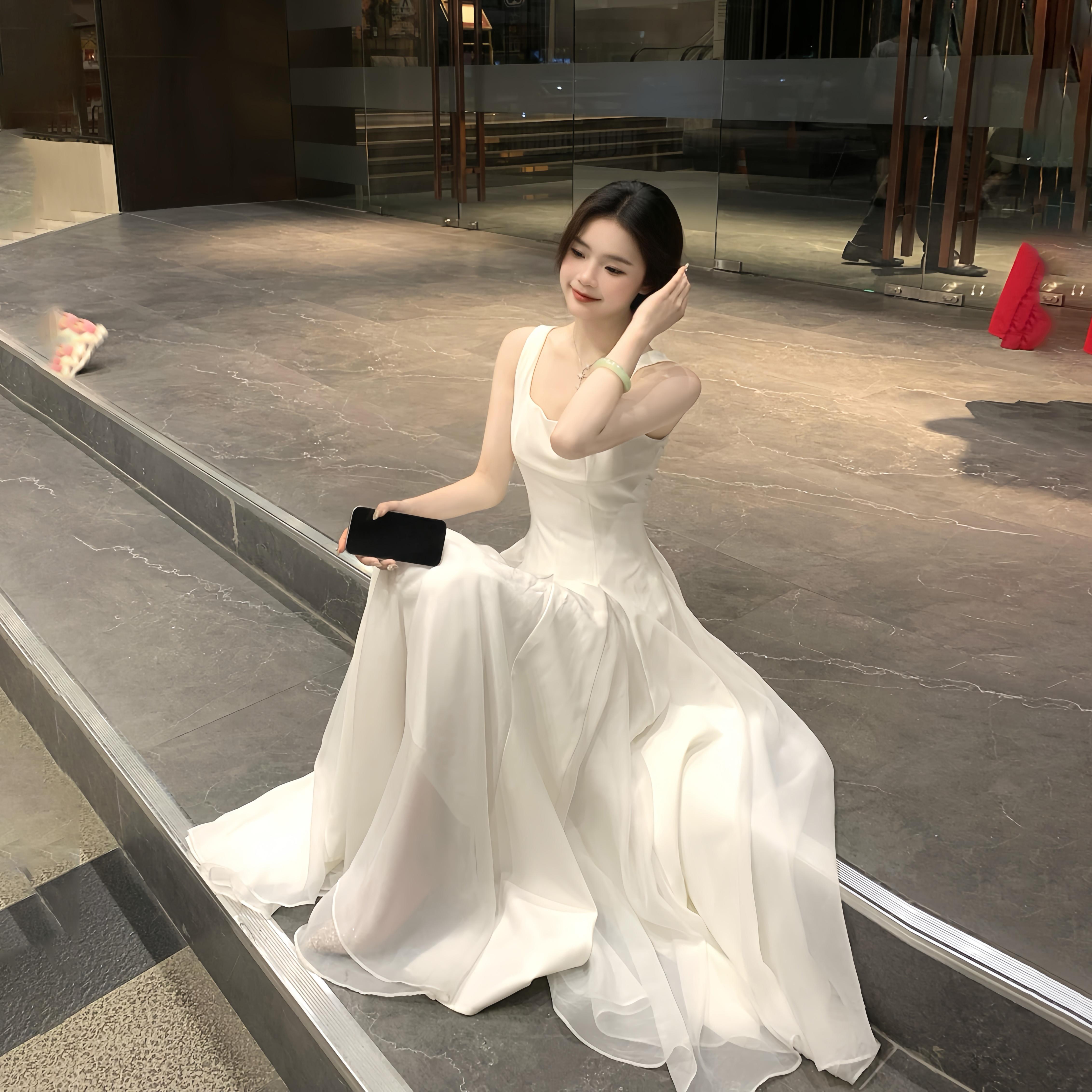 一罐杏仁桃法式气质拼接网纱白色芭蕾风高级感连衣裙领证礼服长裙