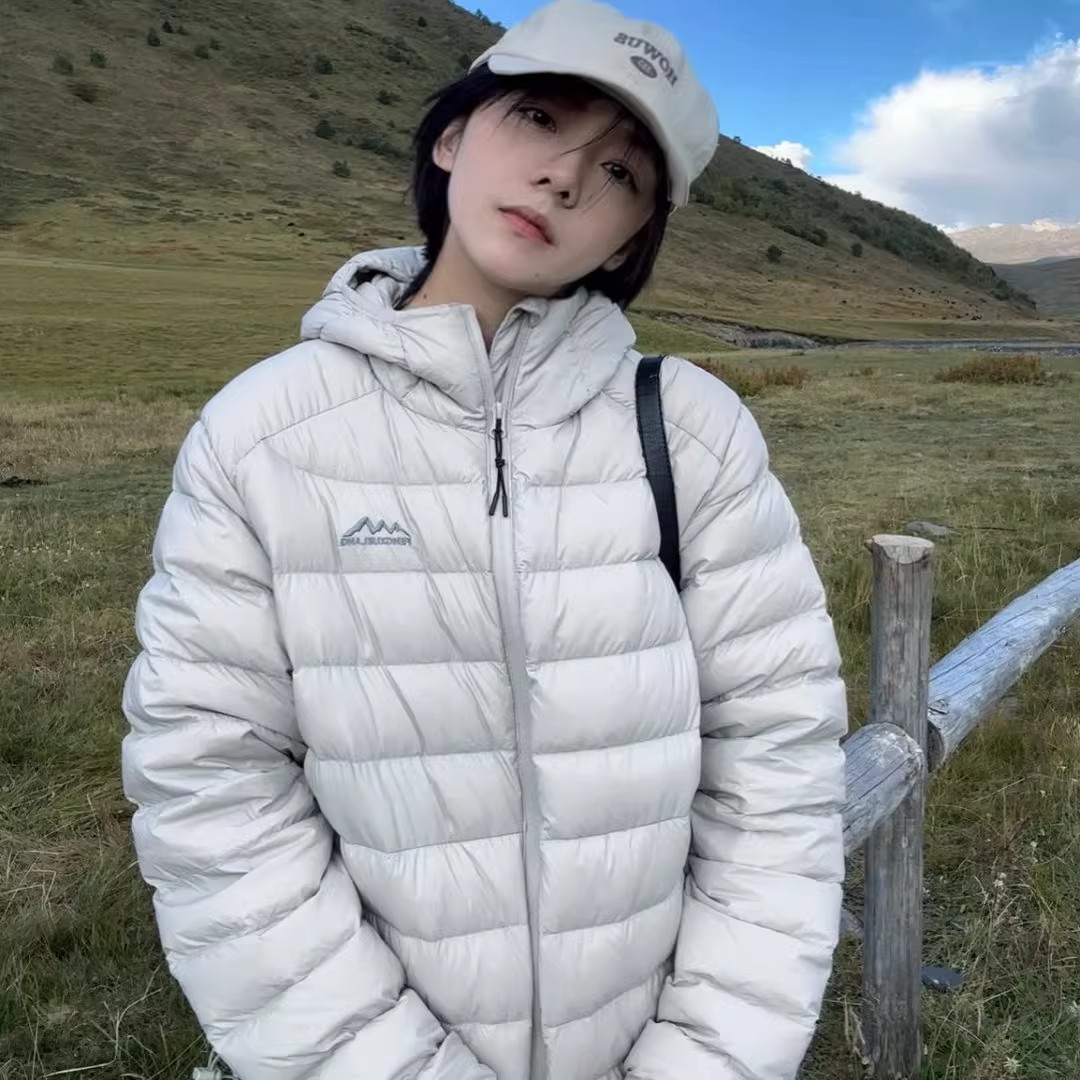 亮秋世羽排骨羽绒服女冬季白鸭绒情侣外套轻薄2025连帽加厚小个子