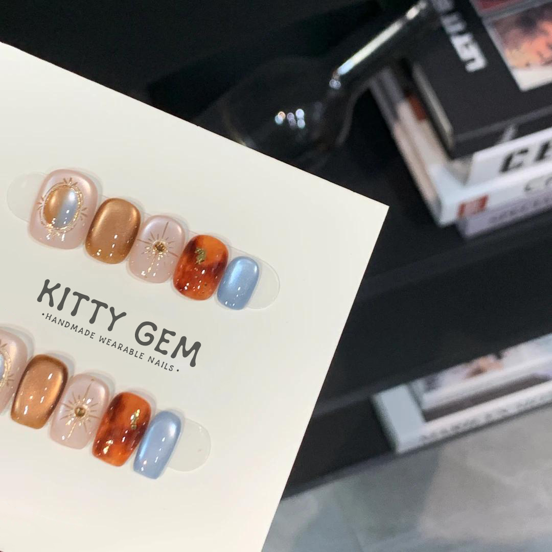 【暖阳】早秋新款小众显白纯手工美甲穿戴甲片短款玻璃珠猫眼美甲