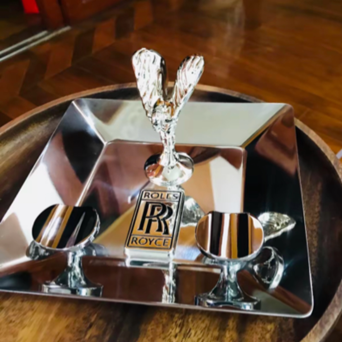 劳斯烟灰缸小金人方形古巴雪茄烟斗客轻奢会所摆件高端女神