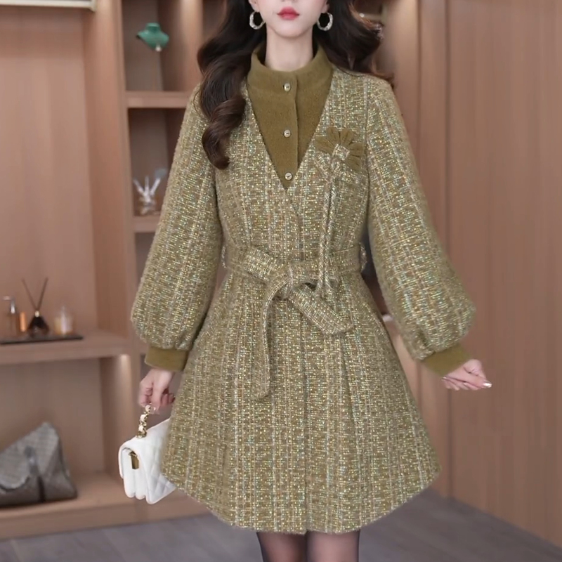 小香风夹棉毛呢外套秋冬女2025年爆款洋气高端中长款加厚呢子大衣