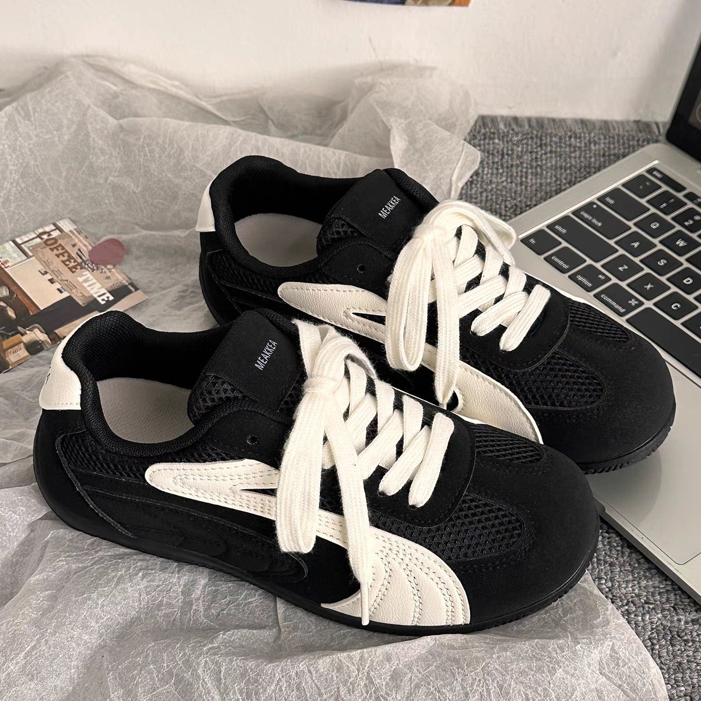 德训鞋女秋季网面透气轻便软底休闲平底板鞋百搭小黑鞋运动阿甘鞋