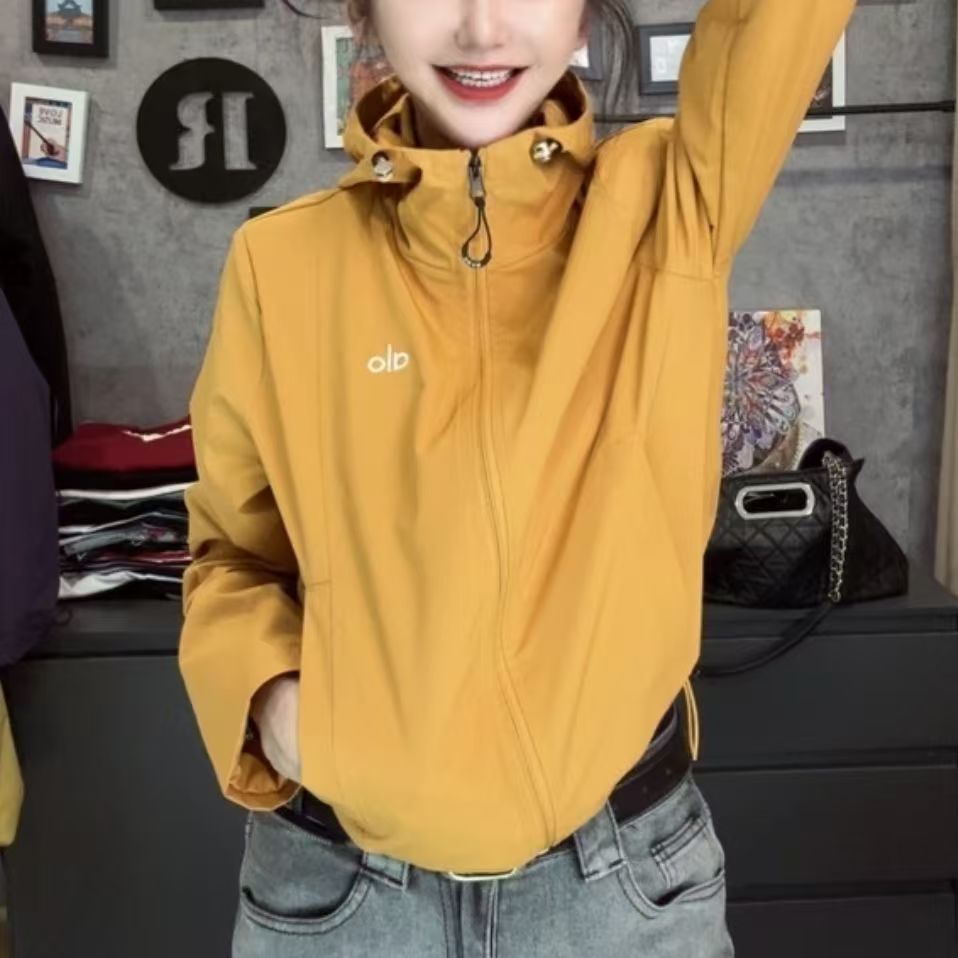 小个子连帽外套女2025春秋新款时尚百搭冲锋衣显瘦夹克上衣