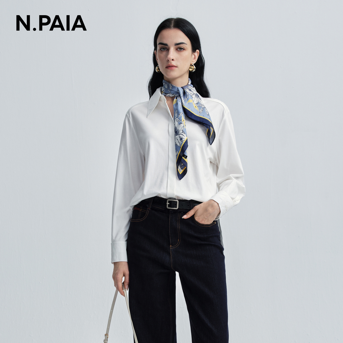 恩派雅2025早秋新款针织相拼尖领隐藏门襟长袖衬衫女XNKAC2109B