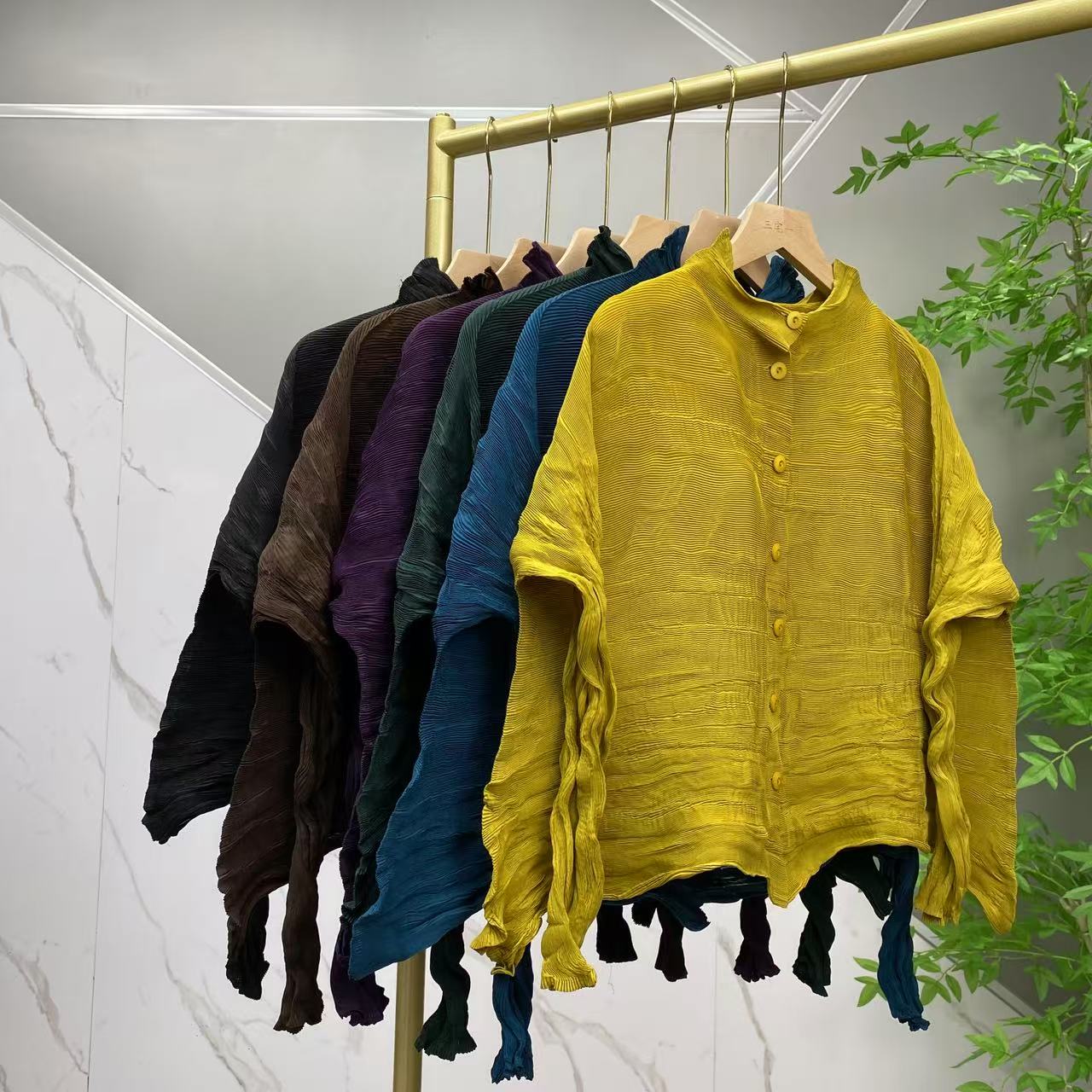 三宅依褶2025新款高定手工褶柳条排扣外套休闲百搭防晒空调衬衫