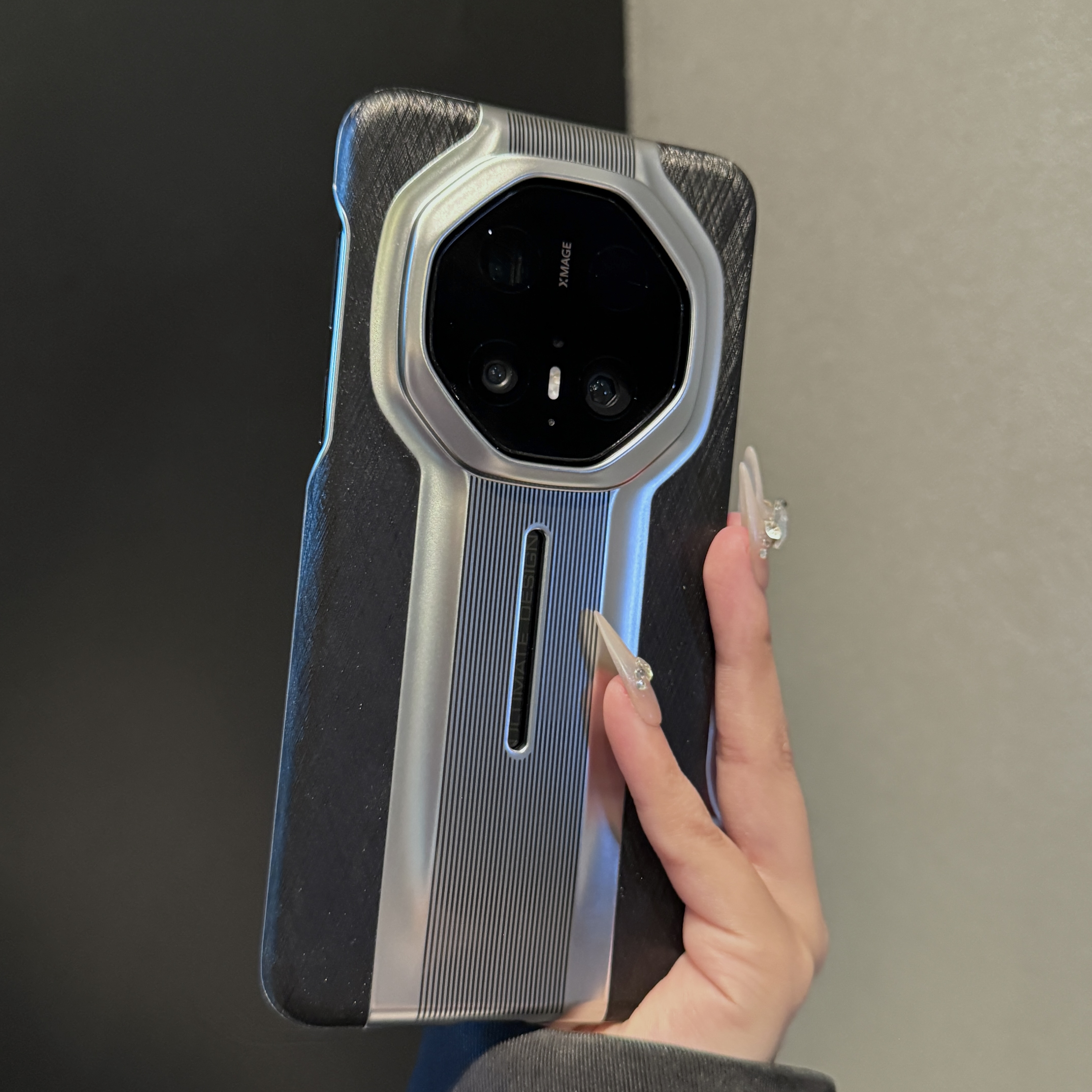 适用华为mate70rs非凡大师手机壳简约商务金丝银棉纹mate60rs防摔