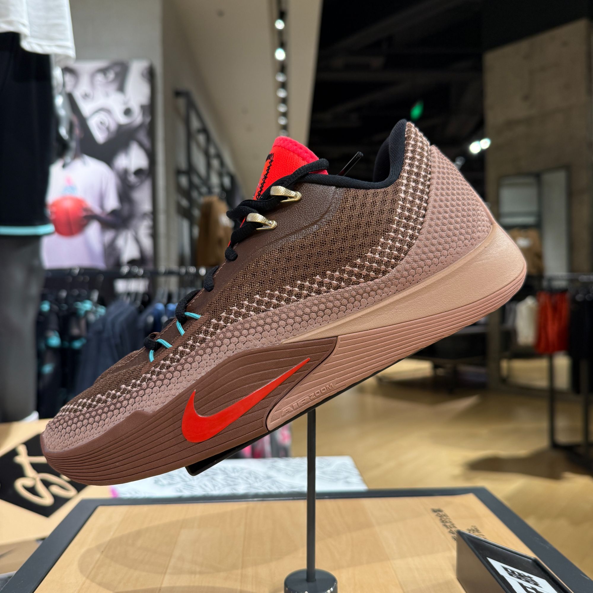 NIKE耐克男子NIKE S.T. FLARE EP玩球穿搭实战篮球鞋IM6680-262