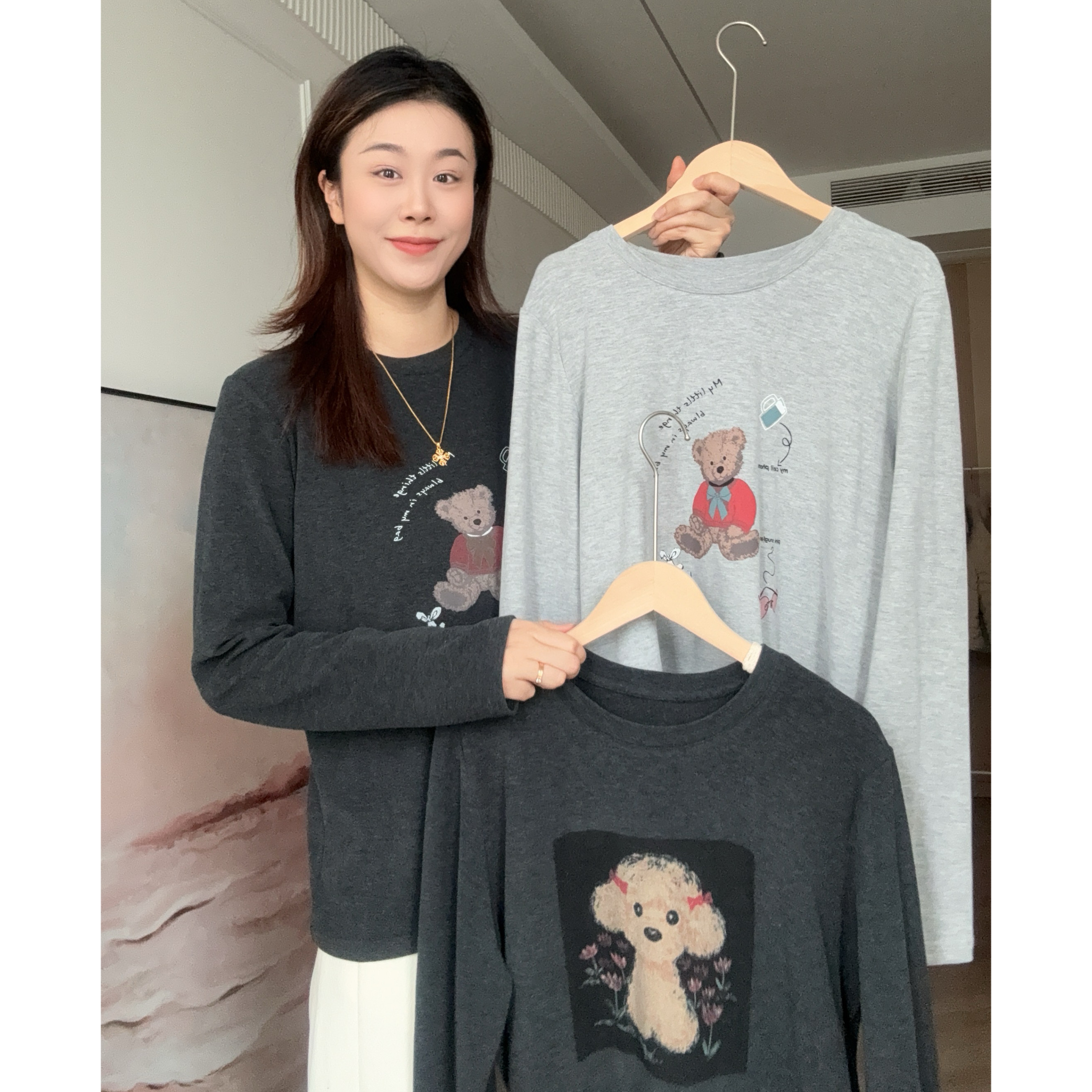 美亚恩NANA【小熊打底】秋冬磨毛圆领正肩款打底长袖T宽松百搭C0554