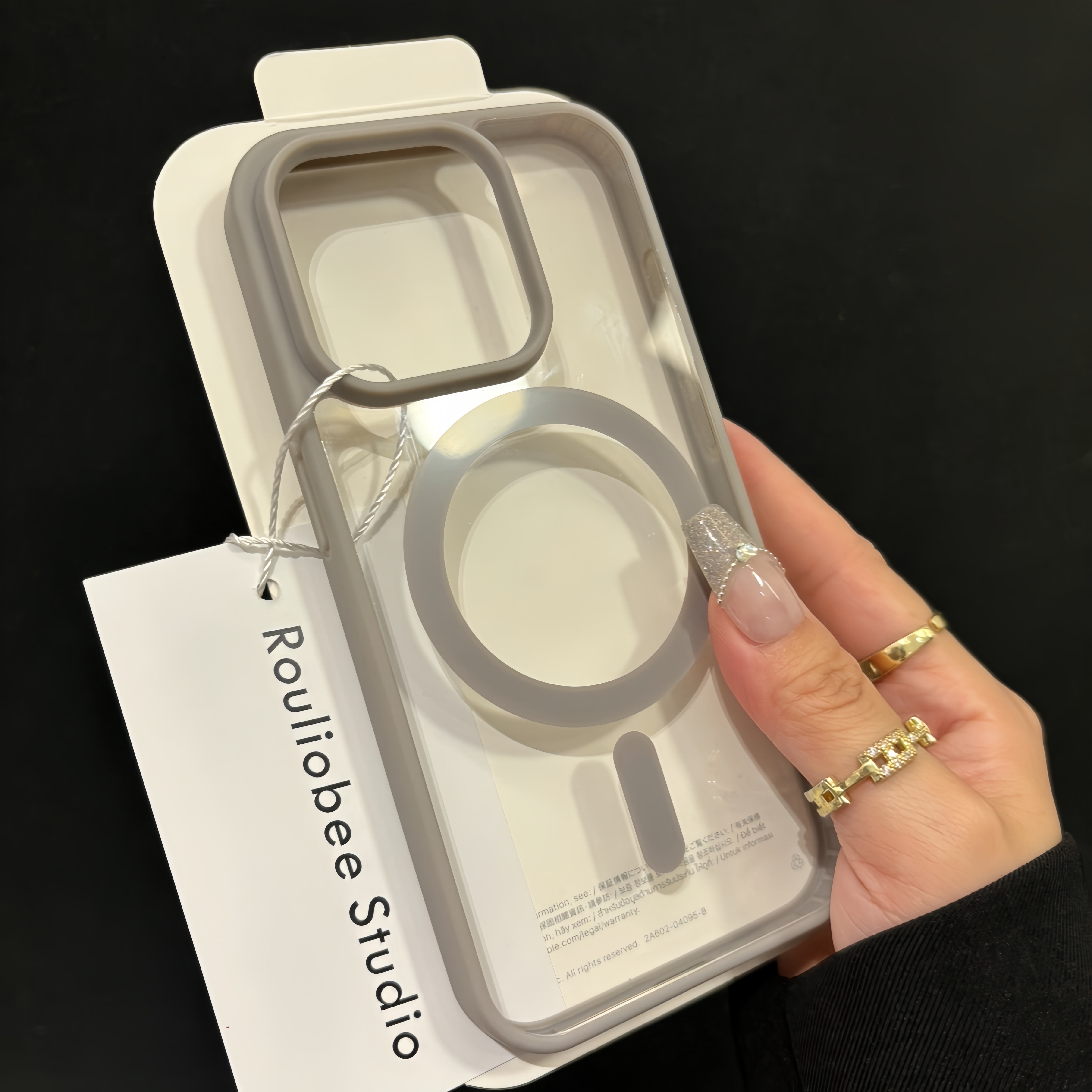 BANCA磁吸肤感磨砂适用iPhone16/15promax手机壳苹果14/13透明12