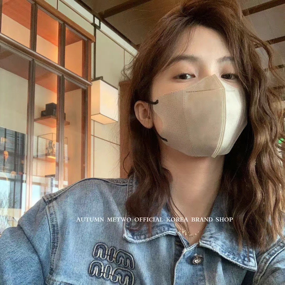 莫兰迪3d立体口罩女高颜值透气三层防护成人不花妆网红款独立瘦脸