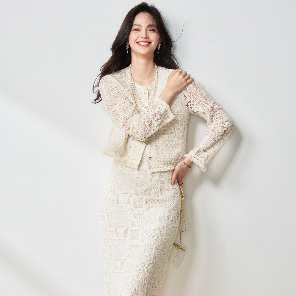 【盛宏半裙】25度假风奢级镂空元气米色流苏半身裙套装女18405