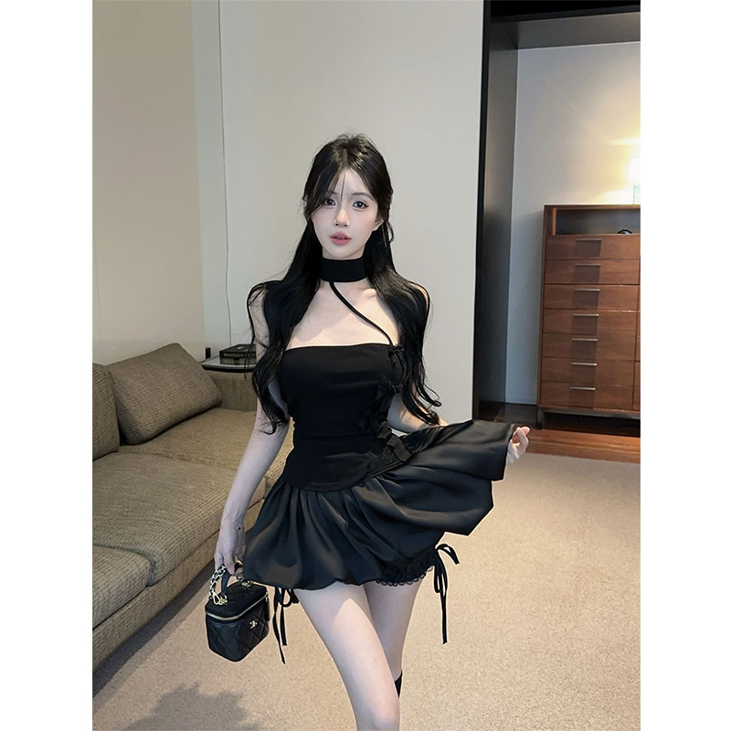 2025秋季新品甜辣蝴蝶结蕾丝拼接挂脖抹胸上衣云朵花苞蓬蓬裙套装