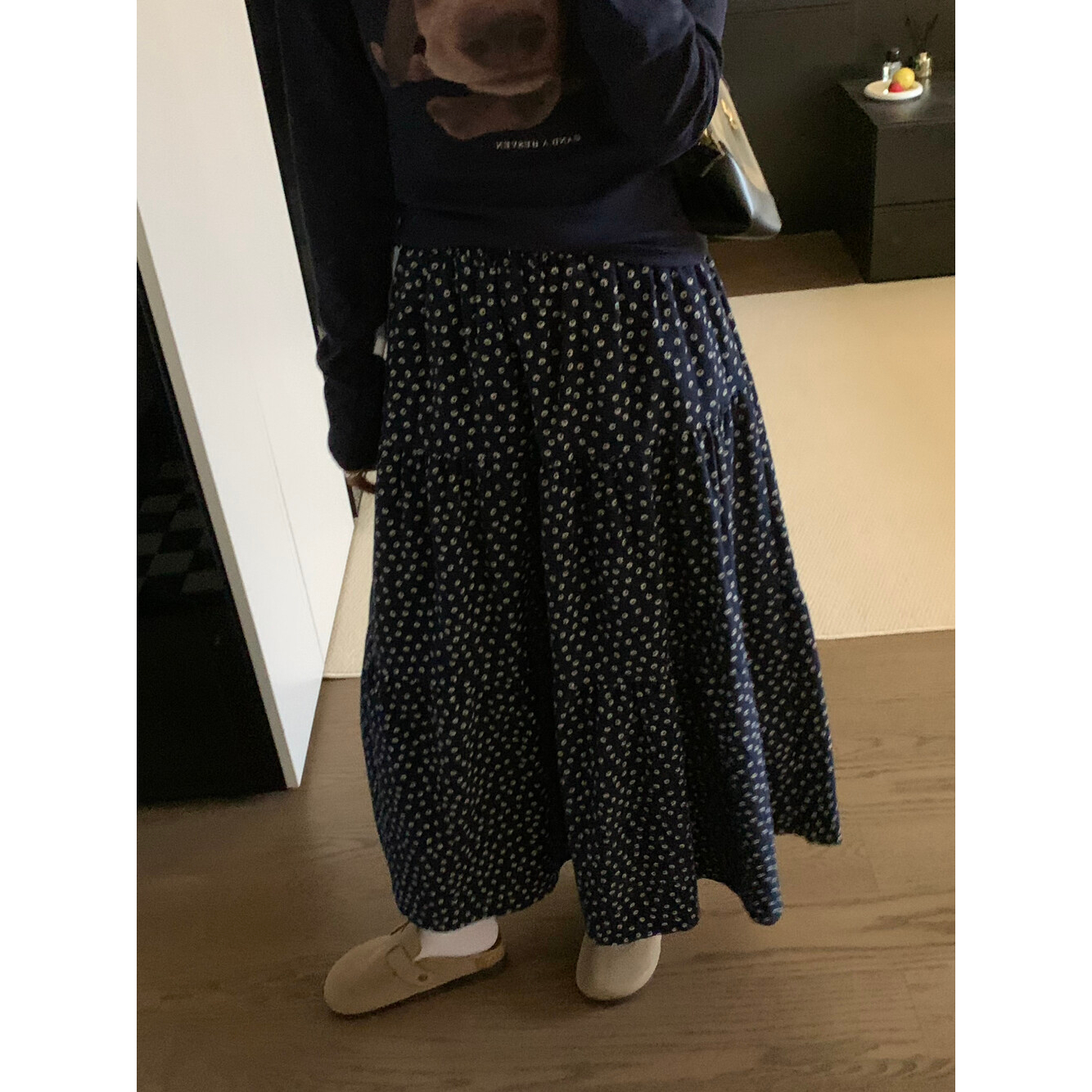 设计感黑色复古时尚百褶碎花秋冬半身裙子女高腰显瘦中长款A字裙
