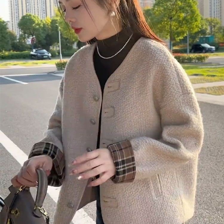 韩系小香风皮毛一体外套女2025秋冬新款韩版宽松慵懒风高品质上衣