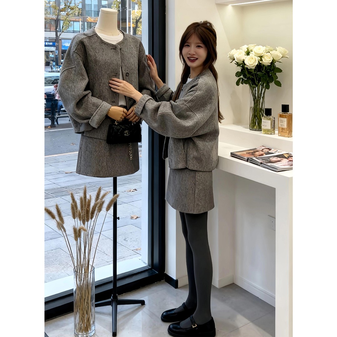 法式慵懒风千金风时尚套装女2025秋韩版轻奢风短款外套短裙两件套