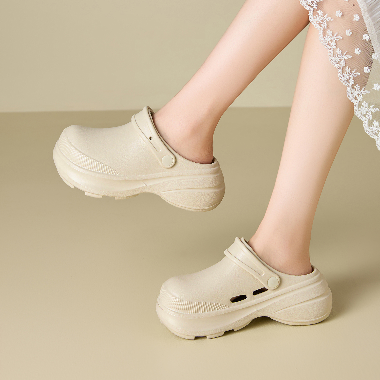 包头拖鞋女款2025新款厚底增高半拖鞋防滑手术室护士鞋沙滩洞洞鞋