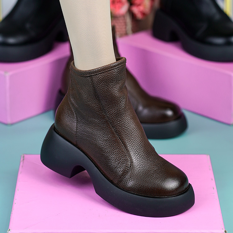 06-23997真皮女靴头层牛皮圆头粗跟厚底侧拉链皮休闲百搭舒适短靴