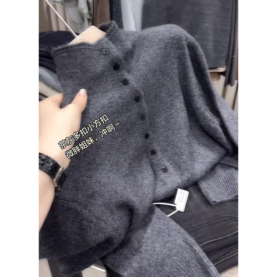 正品撤柜羊毛衫半高领针织开衫外套秋冬新款高级感毛衣方扣针织衫