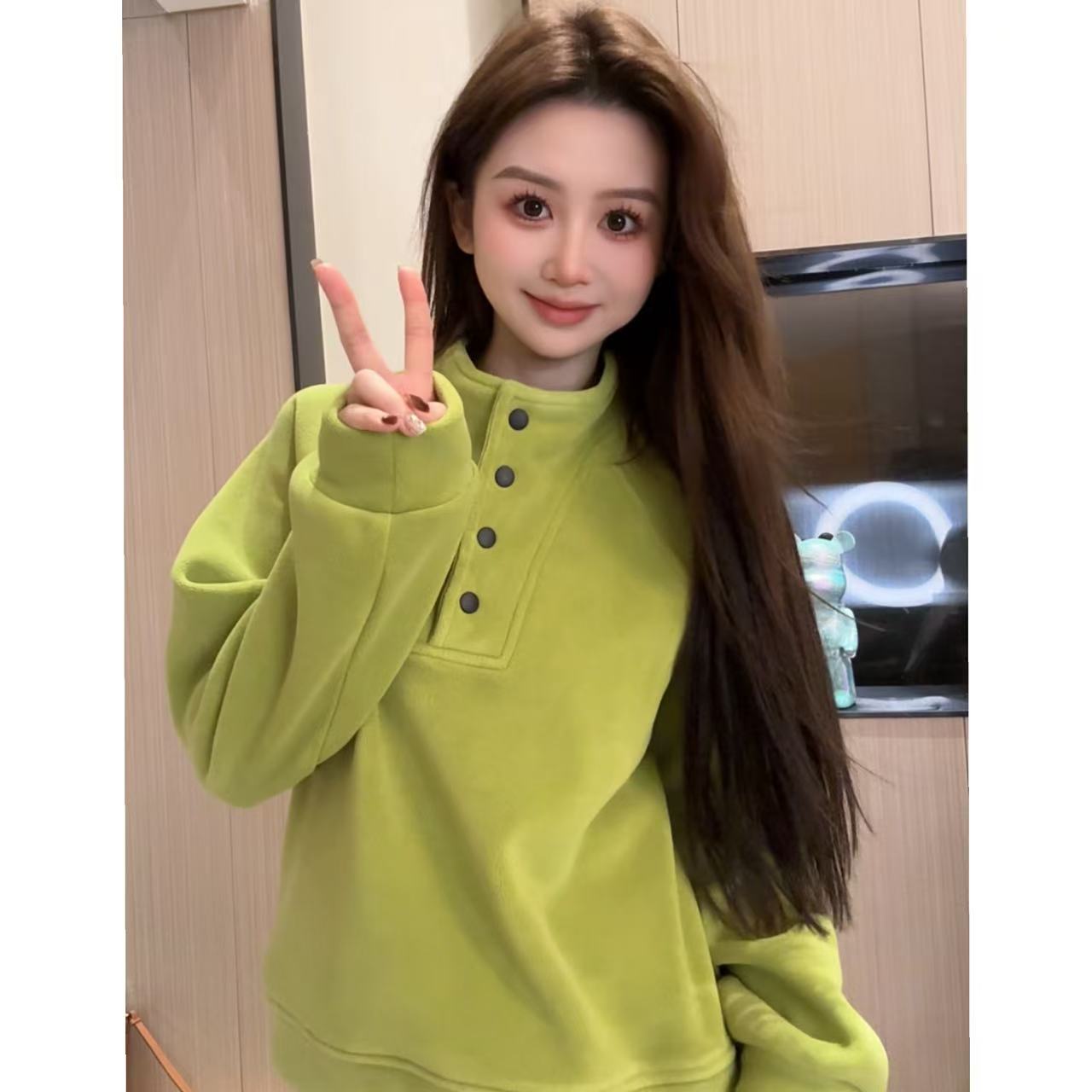 【月月专属】1591加绒加厚立领套头卫衣冬季新款百搭保暖女士