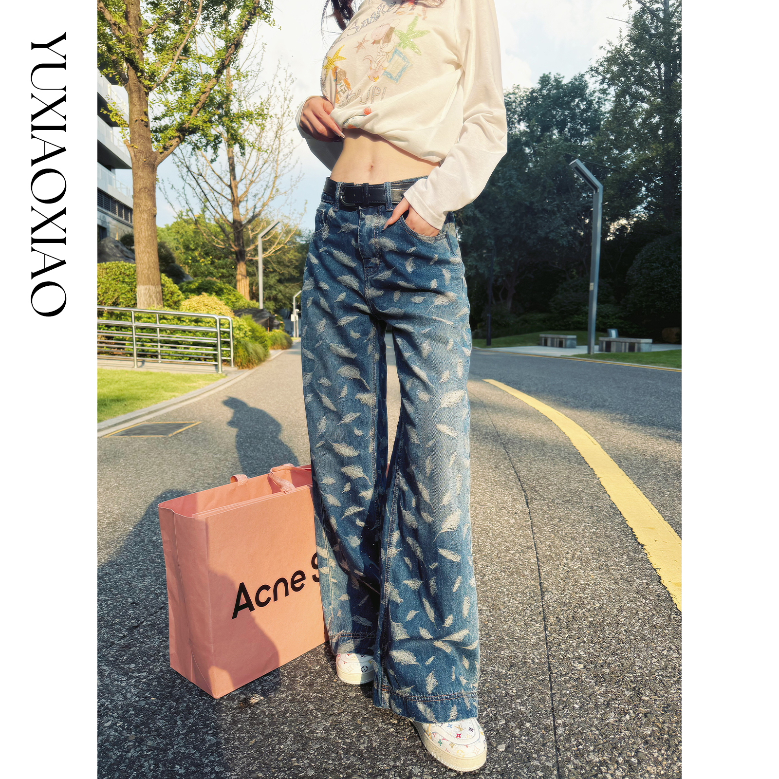 余潇潇【飞羽情书】棉感精美羽毛印花挺括显瘦百搭显腿长直筒牛仔裤