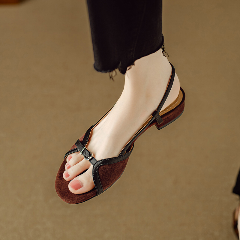 香港羊皮版真皮断码清仓罗马风凉鞋女露趾鱼嘴低跟粗跟法式复古鞋