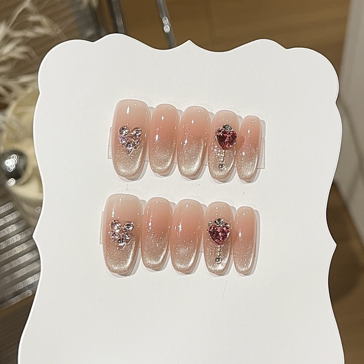 【叛逆之心】高级感渐变猫眼显白爆闪氛围穿戴甲片