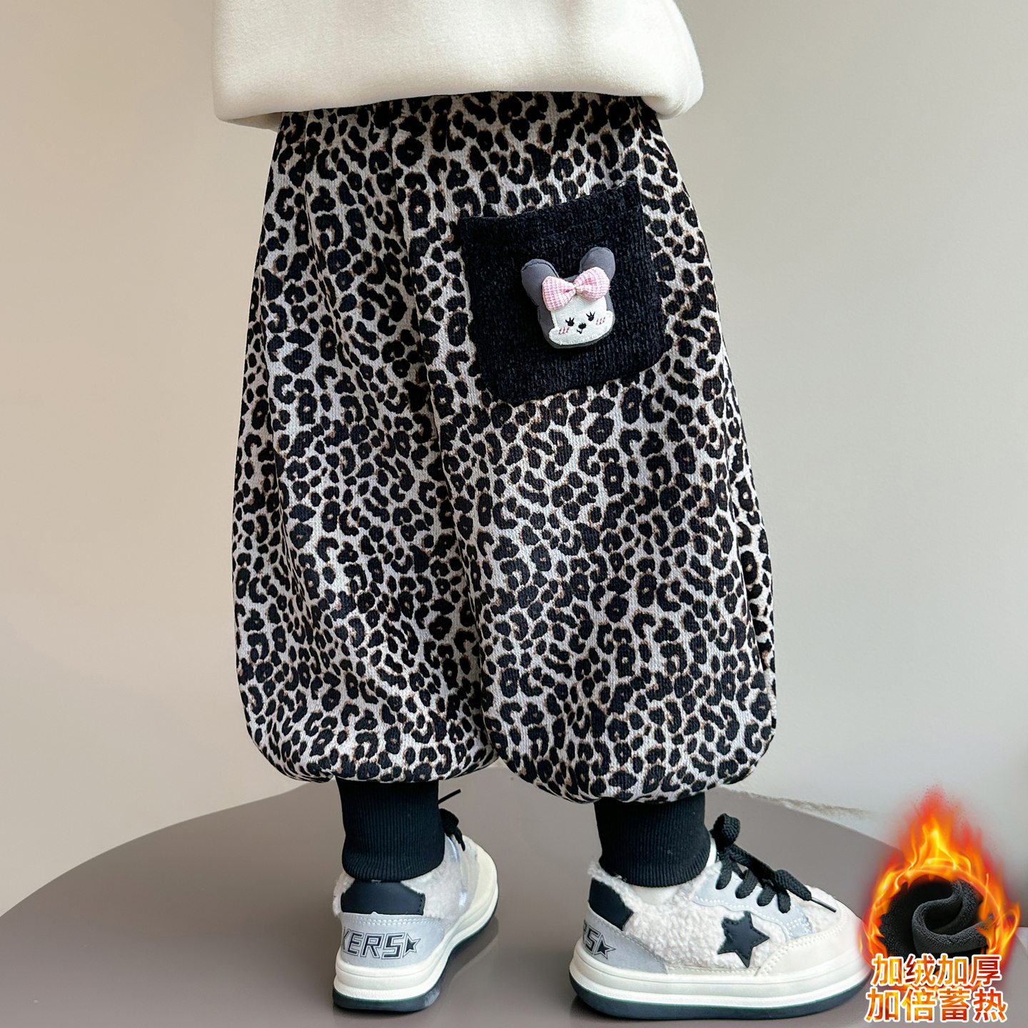 女童加绒豹纹裤秋冬款时髦小女孩加厚裤子一体绒女宝宝休闲卫裤潮