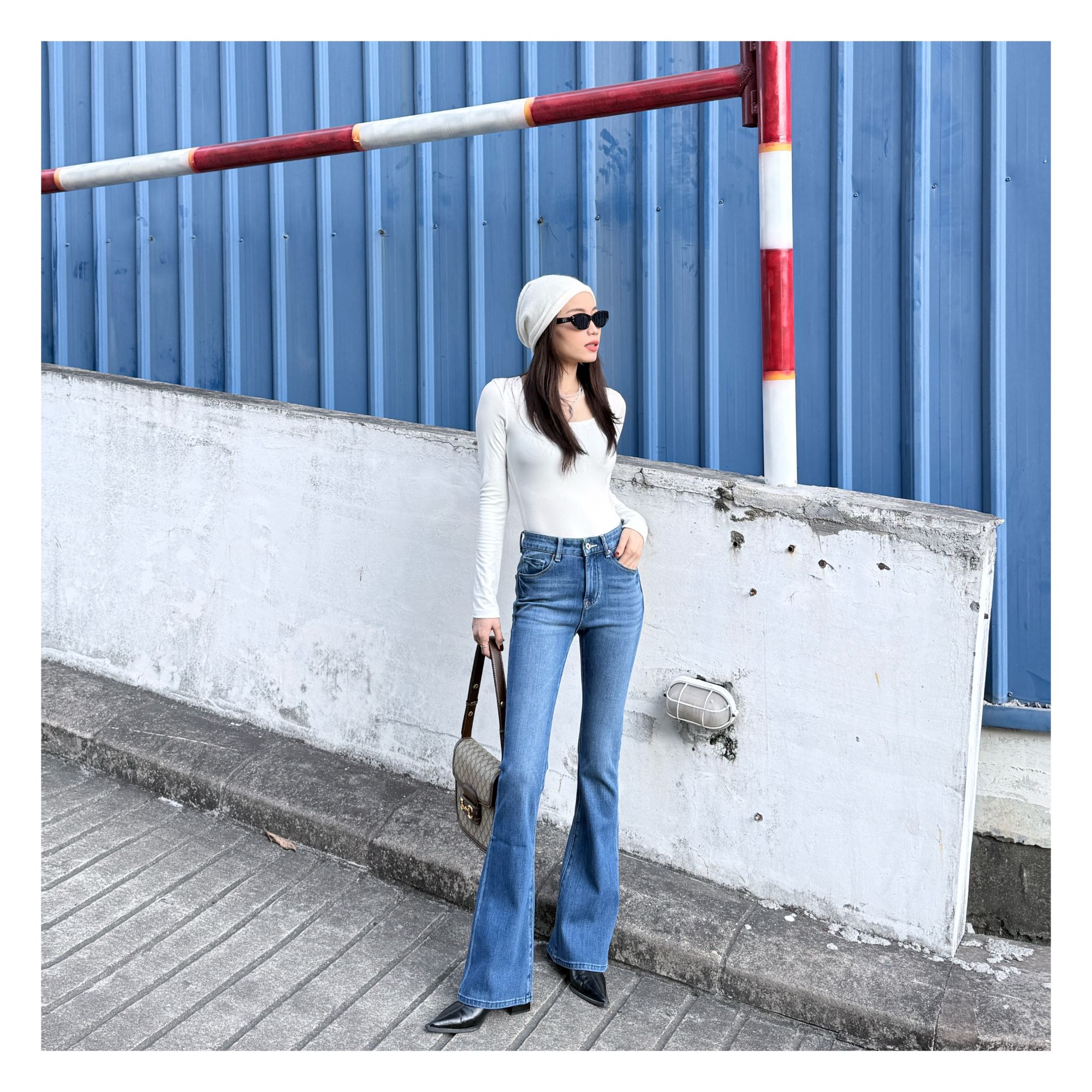 ADI爱典 紧身微喇牛仔裤 秋冬加绒磨毛简约线条高腰显腿长静奢风