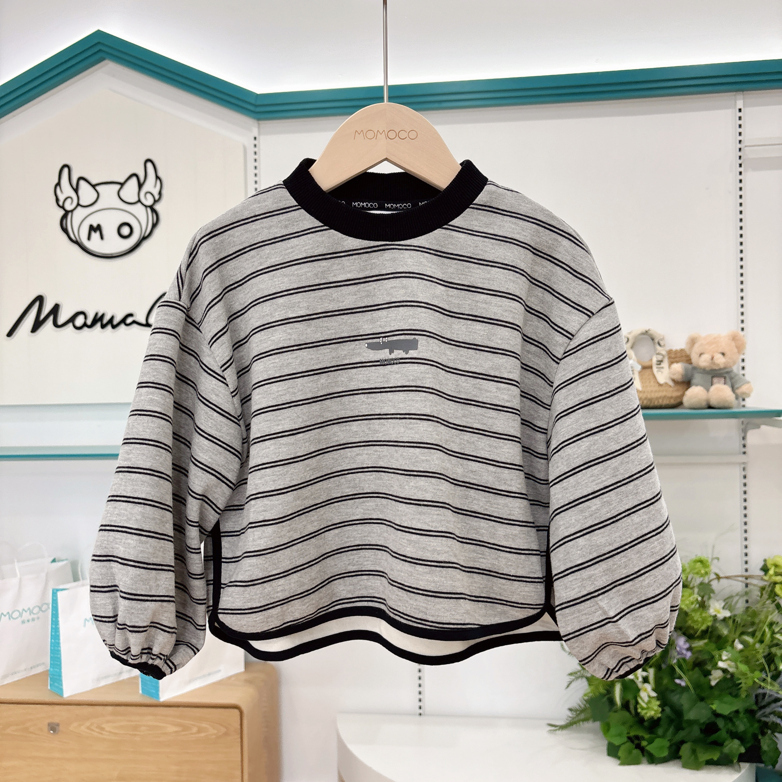MOMOCO玛米玛卡春秋圆领韩系条纹卫衣77330232039