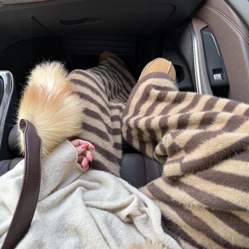 时尚网红炸街女装阔腿裤针织加厚宽松秋冬水貂毛绒加绒休闲拖地裤