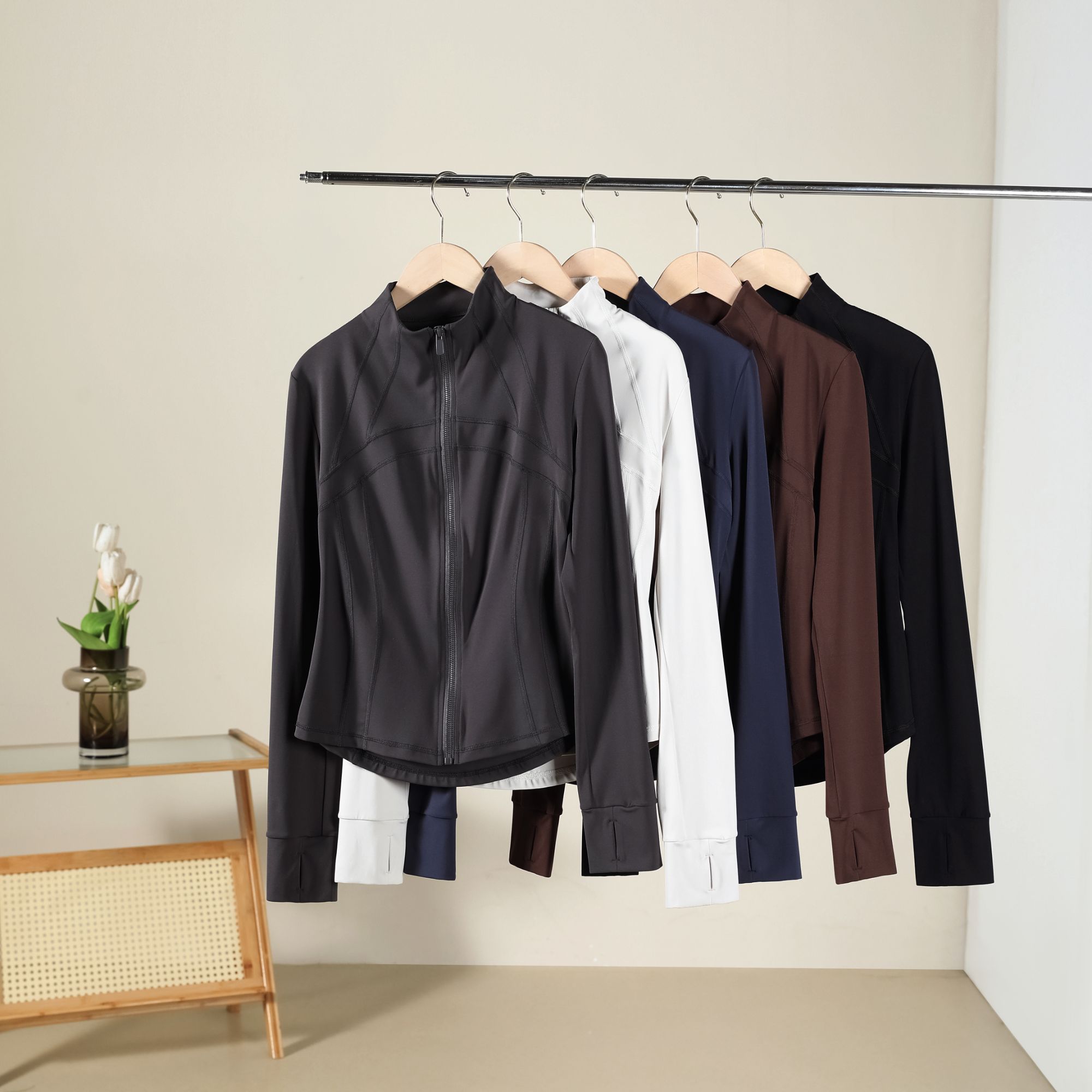 女士高级感收腰显瘦长袖瑜伽运动外套黑色健身骑行加绒修身立领