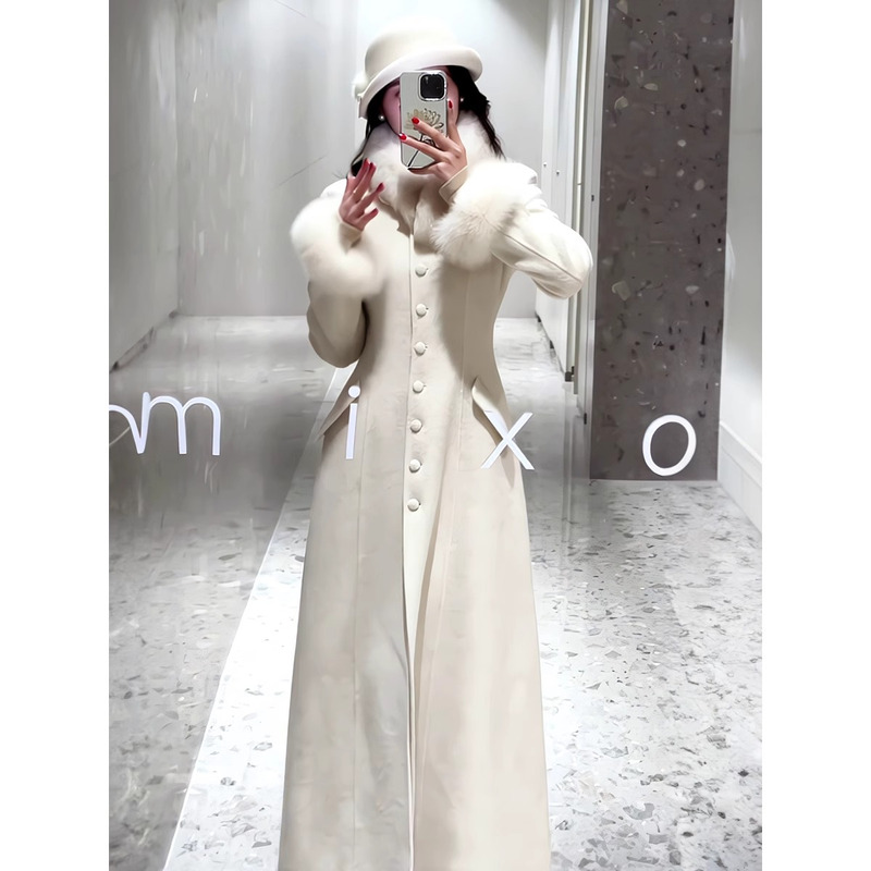 留洋千金大衣白色拼接长款毛毛外套女2024秋冬款赫本风收腰大衣