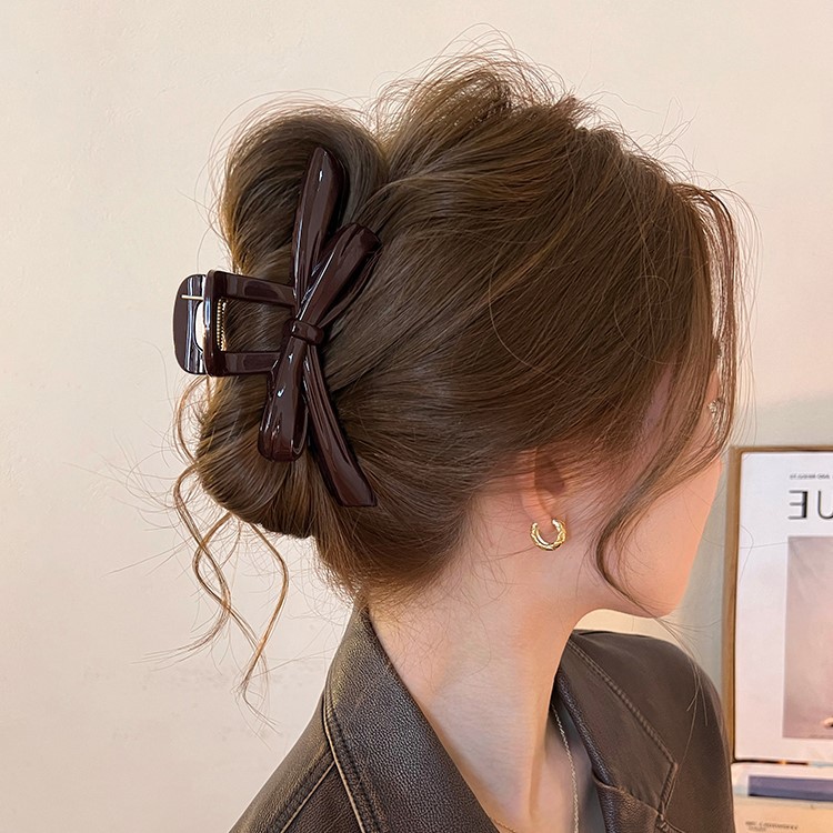 飘带蝴蝶结抓夹女精致高级感发夹子2025新款鲨鱼夹后脑勺盘发头饰