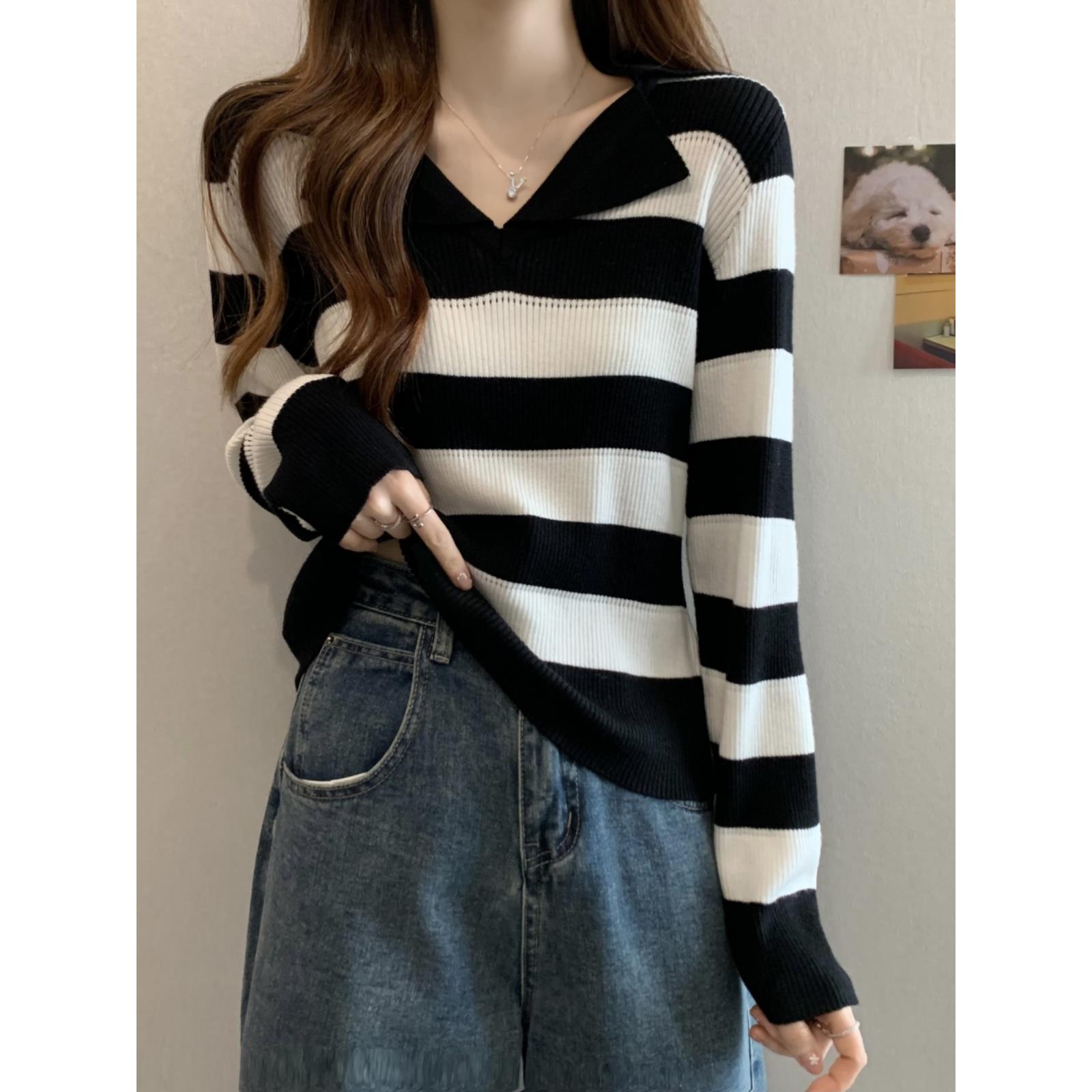 大码洋气v领内搭针织打底衫女装春秋胖mm显瘦遮肚子条纹长袖上衣