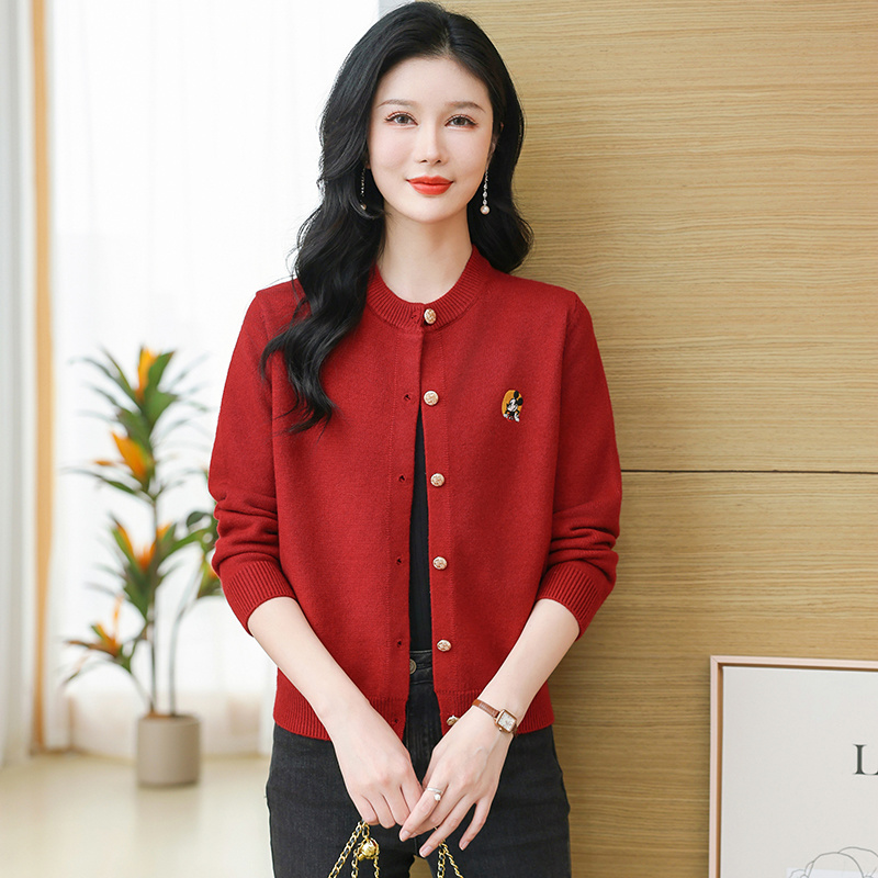 王小鸭小香风毛衣女2025秋季新款气质百搭休闲针织开衫轻奢上衣